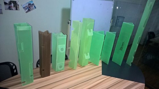 De Boomwachten Bunnings van driehoekscorflute 5mm Plastic de Boombeschermers van Coroplast