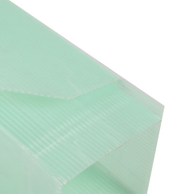 De groene Golf Plastic Omslag van de de Boomboomstam van Coroplast van Boomwachten Plastic