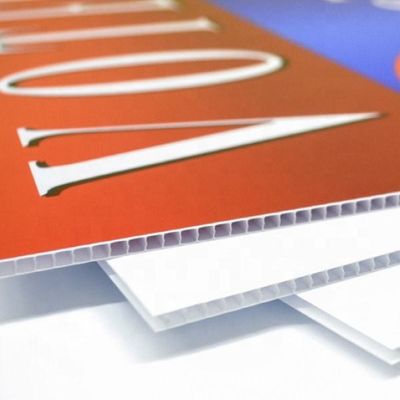 Het Teken die van polypropyleencorflute 4mm Coroplast Tekens adverteren