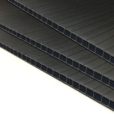Corflute Sheet is een lichtgewicht en duurzaam vloerbeschermingsbord dat is ontworpen voor bouwterreinen. Het beschermt vloeren en muren effectief tegen krassen, botsingen, stof en schade.